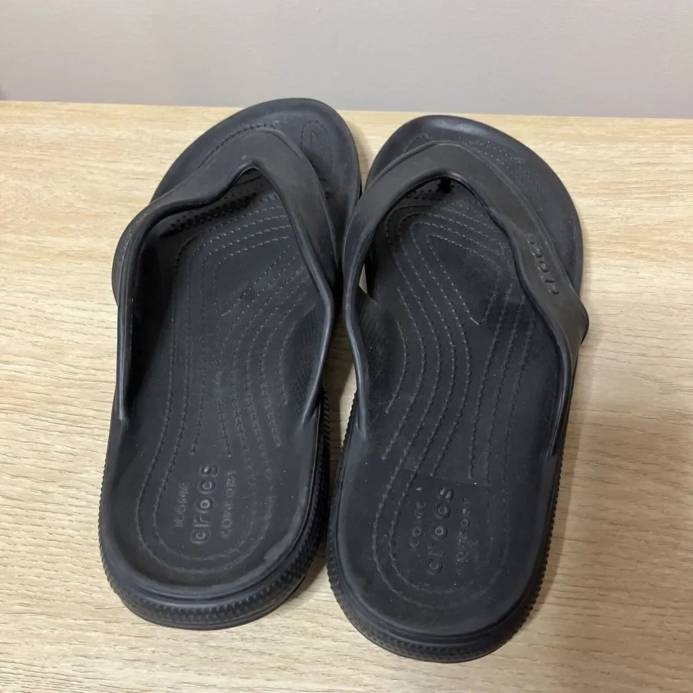 Crocs Classic II Flip Flop Shoes‎ Black 9M/11W Waterproof Pool Beach